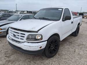 lot 1290 image: 2000 Ford F150 Truck - Vin 1FTZF17291NA82687