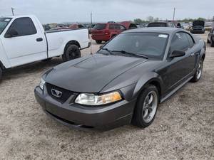 lot 1291 image: 2000 Ford Mustang GT Vin- Vin 1FAFP42X0YF177105