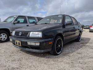 lot 1307 image: 1996 VW Jetta 2.0 L Manual - Vin 3VWRA81H0TM079272