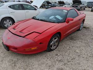 lot 1318 image: 1995 Pontiac Firebird - Vin 2G2FS22K8T2210996