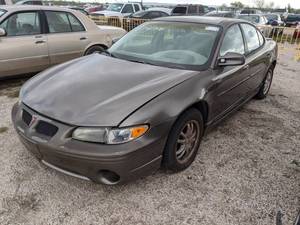 lot 1325 image: 2000 Pontiac Grand Prix GT 3800 Series V6 3.8L - Vin 1G2WP52K81F126790