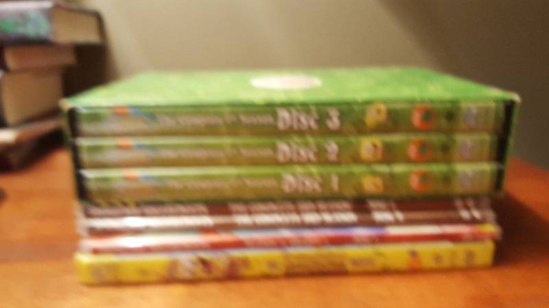 lot 1029 image: Sponge Bob DVD lot...