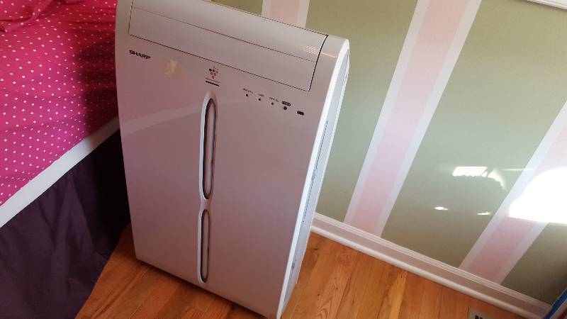 lot 1078 image: Sharp air conditioning unit...