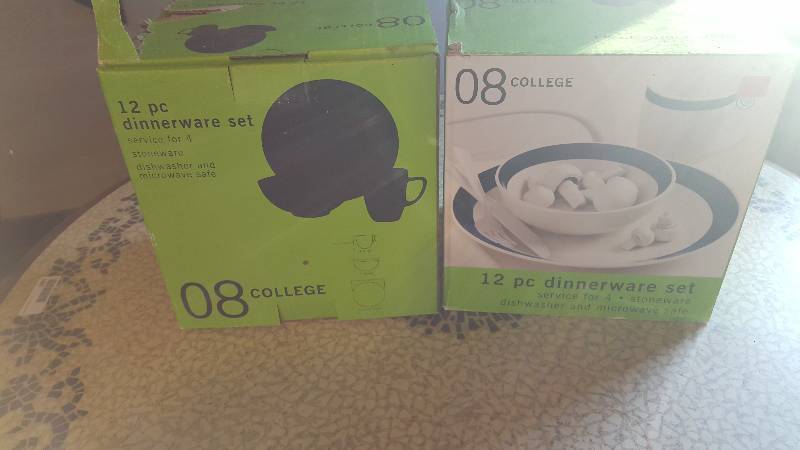 lot 1092 image: (2) new boxes of dishesServ...