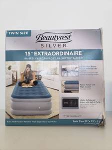 lot 75049 image: Beautyrest Silver Extraordinaire Raised Air Mattress with iFlex Support & Hybrid Pump, Multiple Sizes, 1 Each