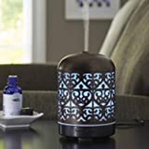 lot 75052 image: Better Homes & Gardens Wax Warmers and Oil Diffusers