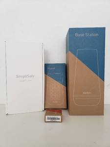 lot 75135 image: SimpliSafe Entryway Security Kit With Advanced Smart Lock