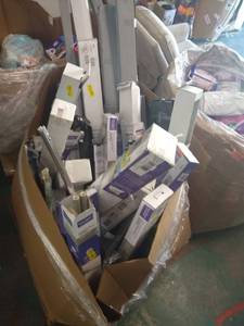 lot 90210 image: Assorted Blinds, Drapery Rods, Shower Rods Pallet