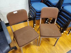 lot 142 image: 2 Brown Padded Desk Chairs