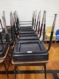 lot 155 image: Lot of 8 Open Top Storage School Desk 24 in x 18 in
