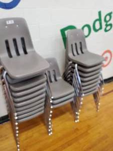 lot 168 image: Lot of 21 Gray Childrens School Chairs
