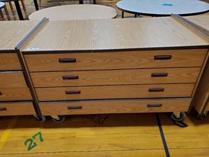 lot 226 image: 4 Drawer Mobile Storage Unit