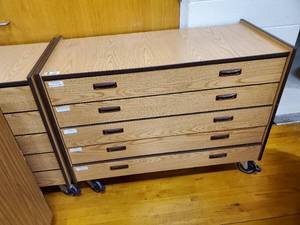 lot 264 image: 5 Drawer Rolling Storage Cabinet