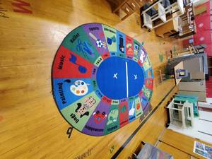 lot 268 image: Childrens Oval Educational Rug 138 in x 99 in