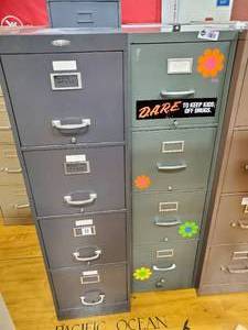 lot 278 image: Set of 2 Filing Cabinets