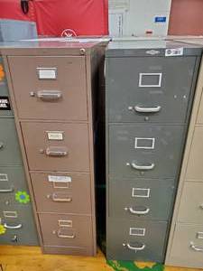 lot 279 image: Set of 2 Filing Cabinets