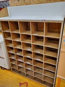 lot 317 image: Wooden Cubie Shelf , 40 Compartments  43in x 11in x53in