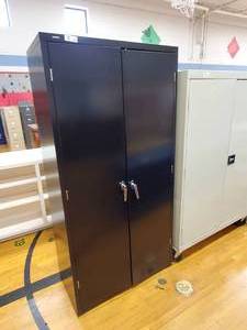 lot 330 image: Hon Large Upright Metal Storage Cabinet  72x36x18