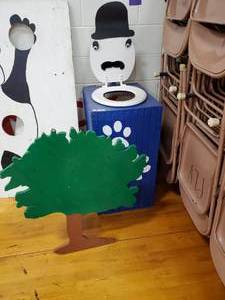 lot 367 image: Wooden Tree Decor and Homemade Wooden Basketball Goal