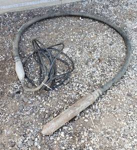 lot 6016 image: Desa Industries Electric Cement vibrator - Works