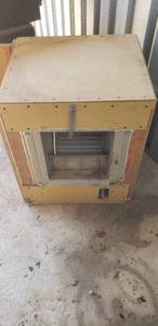 lot 7405 image: Built in Box Blower fan - 24x21x28 inches