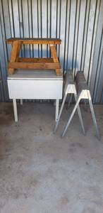 lot 7406 image: Metal saw horses, wood work Bench, project table - missing one Side leaf