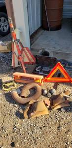lot 7429 image: Tool belt, hazard triangles, roll of wire, shop light with tripod, etc.