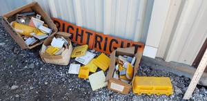 lot 7432 image: Road construction reflectors & markers, signage