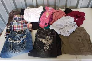 lot 8176 image: Womens Clothing  Miss Me Jeans Size 30, Shorts (most size 10) and then S, M, & L Tanks