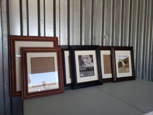 lot 8181 image: (7) Large Wall Picture Frames