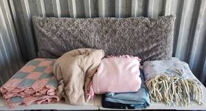 lot 8183 image: Blankets, Body Pillow, Quilt and King Size Fitted sheet