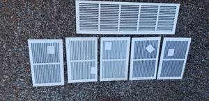 lot 9271 image: Wall Vent Covers