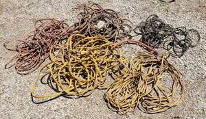 lot 9295 image: Heavy duty extension cords