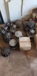 lot 9302 image: 12 Craftlite commercial light fixtures