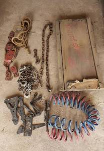 lot 9337 image: Chains, come along, old creeper, air hoses, gate hardware