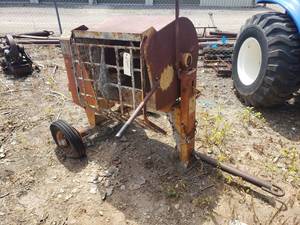 lot 2013 image: Stone mortar mixer on cart 1hp motor - will need trailered