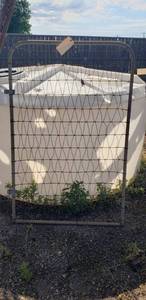 lot 2039 image: Vintage Gate 38 in. x 59 in.