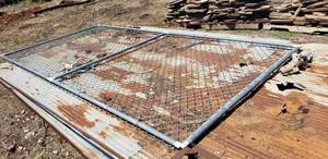 lot 2053 image: Chainlink Panel 12ft x 6ft