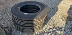 lot 1012 image: (2) Yokohama 29575R22.5 Super Steel RY023  Excellent Condition  Less than 1,000 miles
