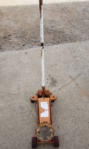 lot 1015 image: Allied Hydraulic Jack