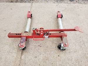 lot 1016 image: U S General 1250 lbs. Mechanical Wheel Dolly