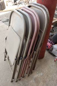 lot 1040 image: (6) Metal Folding Chairs