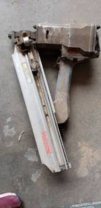 lot 1065 image: Duo-Fast Air nailer
