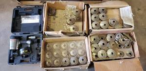 lot 1067 image: Senco RoofPro 450 Air Nailer & 4 boxes of coil nails