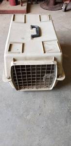 lot 1084 image: Small Pet Taxi