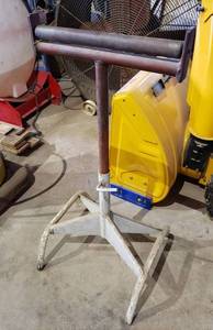 lot 1088 image: Adjustable Roll Bar Support