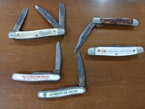 lot 2110 image: Lot of 5 Vintage Advertising Pocket Knives  Southwest 4-H Center, Northup King Seeds, The Ambassador & 2 Unmarked Knives -WILL SHIP