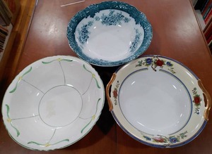 lot 2117 image: Lot of 3 PorcelainChina Bowls  Noritake Veggie Bowl with Handles Blue Red and Gold (9 12 Wide)  Edwin Knowles China Co. Porcelain Yellow Green Flowers (9 78 Wide)  Royal Victoria Semi-Porcelain Serving Bowl Green on White (10 12 Wide) -WILL SHIP