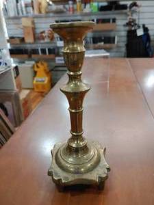 lot 2121 image: Brass Heavy Footed Candlestick Holder  8 34 Tall -WILL SHIP