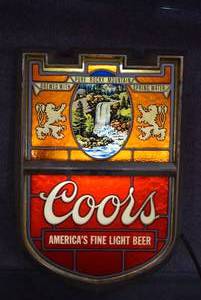 lot 2224 image: Coors Beer Light-up Bar Sign  WORKS  Great Man Cave Item  18 H x 12.5 W -WILL SHIP